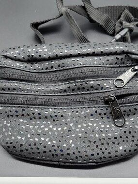 JanSport Hippyland Black Waist Pack Zip, Adjustable Strap, 2 Pockets